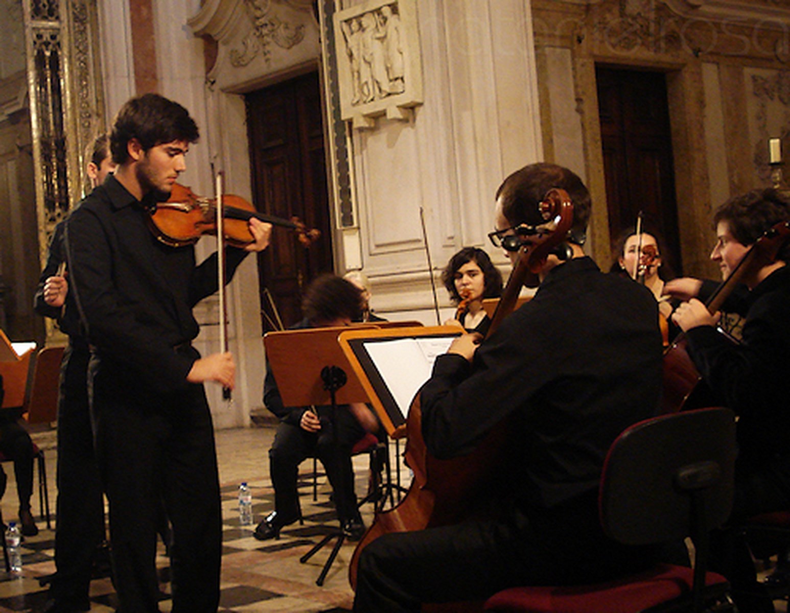 camerata da orquestra sinfonica juvenil igreja de sao nicolau lisboa lisbon portugal musica classica igreja church classical concert nicholas violin.jpg